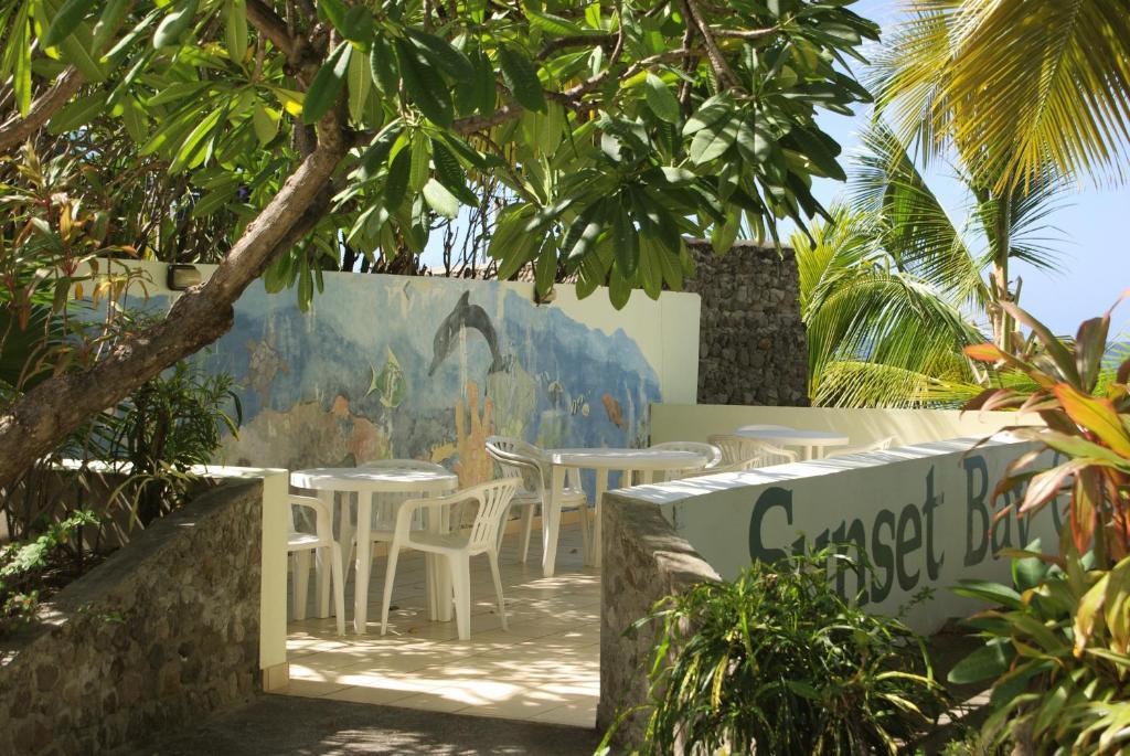 Sunset Bay Club & Seaside Dive Resort Salisbury Exterior foto